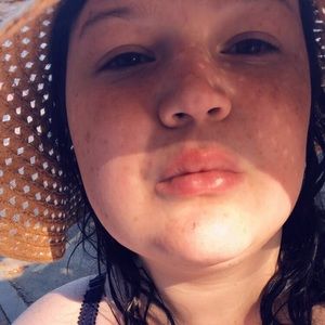 Meet your Posher, Janelle